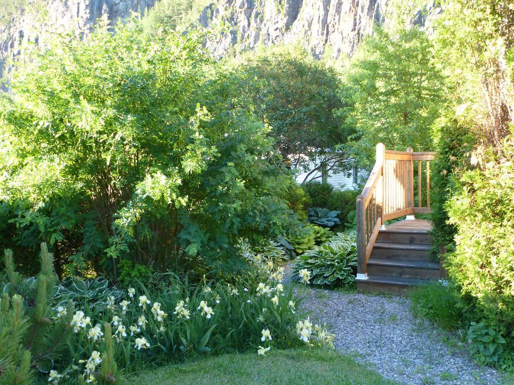 B&B Les Deux Pignons Petit-Saguenay Exterior foto